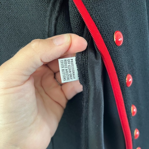 St. John Collection Santana Knit Black & Red Long Jacket & Pants Suit Set Size 6 - Picture 9 of 16